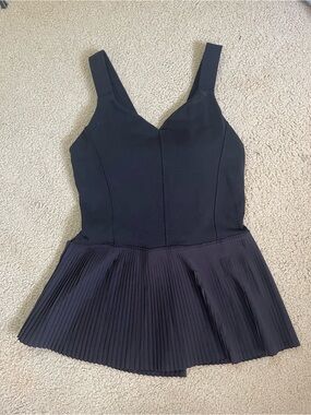 Lululemon City Peplum Top - Black
Size 10
Great Pre-Owned Quality
